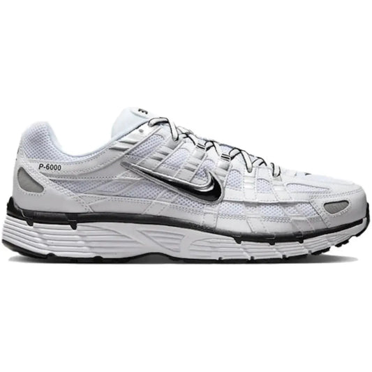 NIKE - P6000 METALLIC WHITE