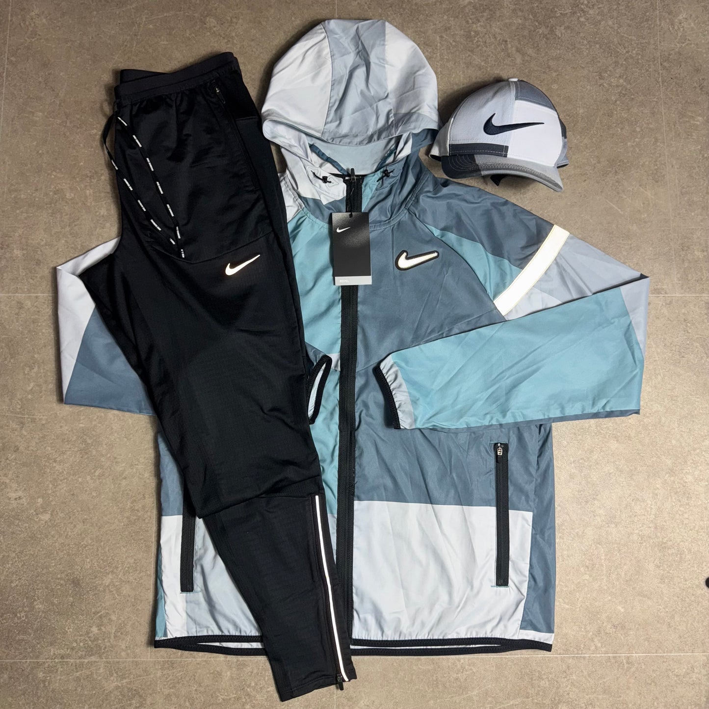 Nike Blue Patchwork Phenom + Cap Set