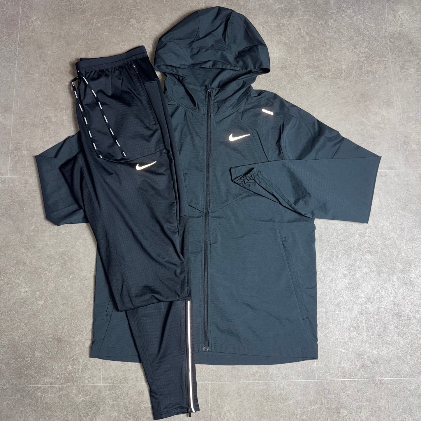 Nike Repel Black Phenom Set