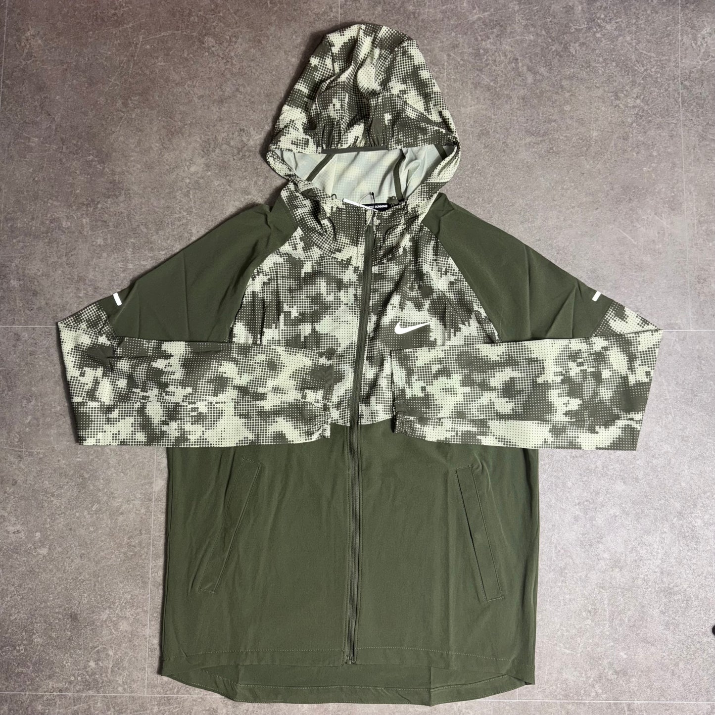 Nike Camo Repel Windrunner Khaki