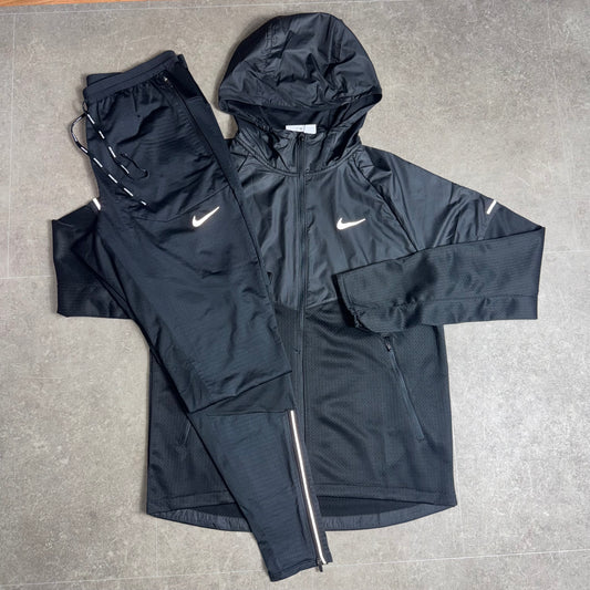Nike Sphere Miler Repel Therma-Fit Windrunner Phenom Set