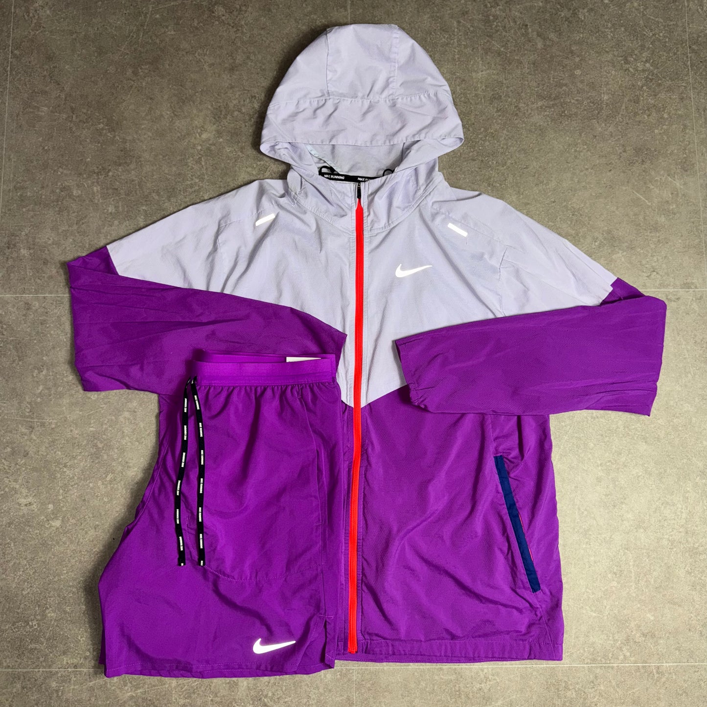 Nike Grape Windrunner Set