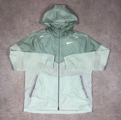 Light Menta Nike Windrunner